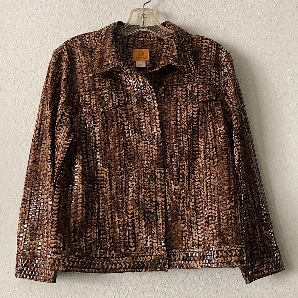 RUBY RD. woman’s size 12, lightweight jacket 2 front pockets, button cuff
